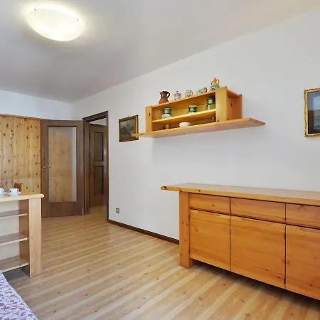 Apartament Al Parco-1 By Interhome Canazei